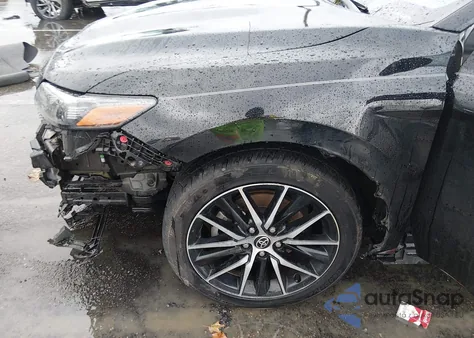 2022 Toyota Camry Se z USA, uszkodzony, nr VIN 4T1G11AK0NU633837